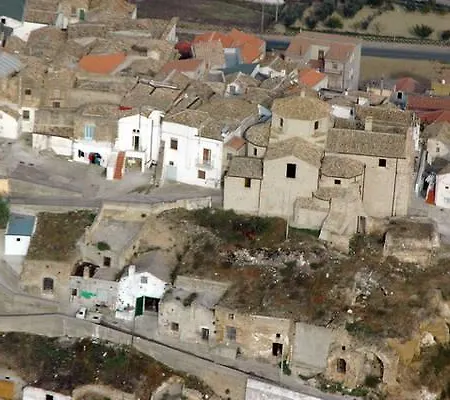 Dimora Diaz *